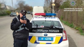 Вместо камер радар: на улице Сикорского нарушителей ловят с помощью TruCAM, - ФОТО