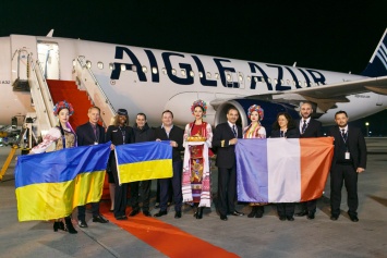 Aigle Azur выполнила первый рейс из Парижа в Киев