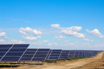 В Никополе открыли самую большую в Украине солнечную электростанцию