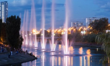В Киеве с 27 апреля заработают фонтаны