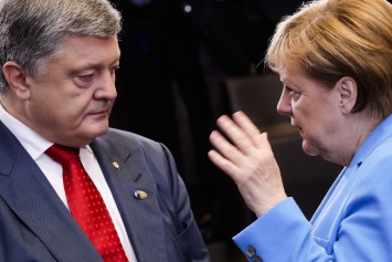 Меркель "слила" Порошенко в угоду Путину: "пострадает вся Украина"