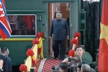 К Путину едет гость на бронепоезде