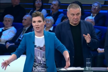 ''Исполняют тупых х*хлов'': Муждабаев рассказал, сколько платят украинцам в шоу Скабеевой