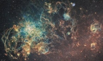 Необъятная вселенная: сделан самый большой снимок звездного неба