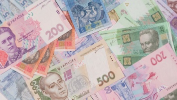 Курс валют на 25 апреля: гривна растет