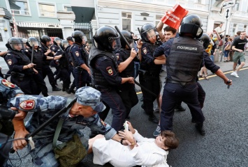 Участника акции против пенсионной реформы в Москве отправили на принудительное лечение