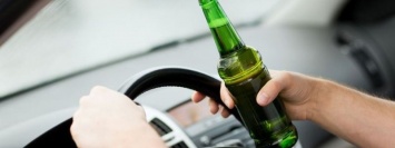 Водители в Украине продолжают ездить пьяными за рулем: подборка за неделю