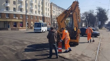 В Днепре частично или полностью перекрывают дороги из-за ремонта: адреса