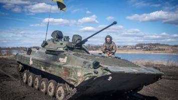 Военный эксперт назвал самые "горячие" места на Донбассе