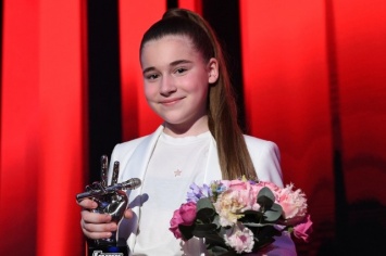 Дочь Алсу Микелла Абрамова стала победительницей шоу "Голос.Дети"