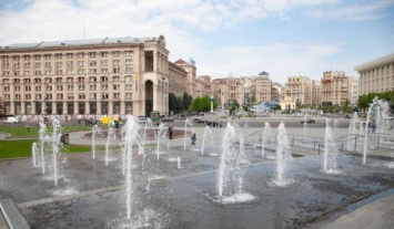 В Киеве заработали шесть крупнейших фонтанов - ВИДЕО