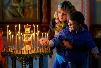 У Зеленского трогательно поздравили украинцев с Пасхой: пусть каждый день ваши дома наполняются счастьем