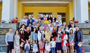На Днепропетровщине активисты ОППОЗИЦИОННОЙ ПЛАТФОРМЫ - ЗА ЖИЗНЬ помолились за мир в Украине