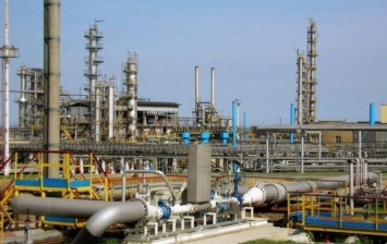 НПЗ Коломойского начнет покупать нефть у "Укрнафты" без аукционов