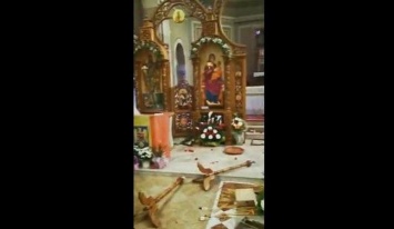 В Италии пьяные прихожане подрались на Пасху в православной церкви Чезены - приход теперь подсчитывает ущерб, нанесенный храму