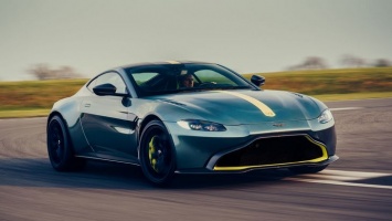 Только 200 единиц. Aston Martin представил версию Vantage AMR с механикой