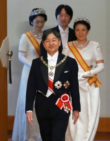 В Японии началась новая эра Рейва: на престол взошел император Нарухито
