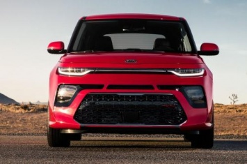 «Да это какой-то Chevrolet Camaro!»: Блогер впервые протестировал KIA Soul 2019