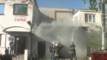 В Харькове сгорела баня (фото, видео)