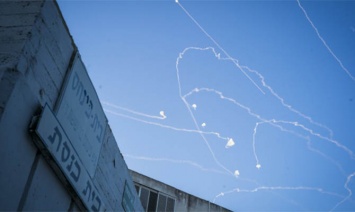 Из сектора Газа за сутки по Израилю выпустили более 450 ракет