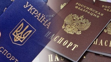 Украина всегда на шаг позади Кремля, - британский полковник о выдаче паспортов РФ украинцам