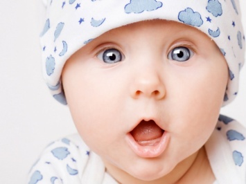 Новорожденных нельзя трогать и другие мифы о здоровье младенцев