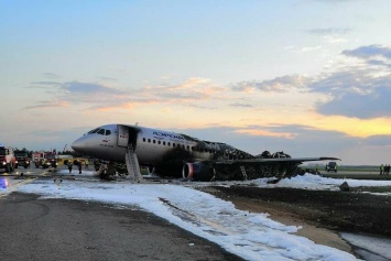 В РФ назвали возможную причину катастрофы самолета в Шереметьево