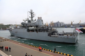 В Одессу прибыл британский разведывательный корабль