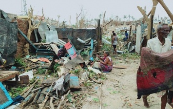 Число жертв циклона в Индии и Бангладеш превысило 40 человек