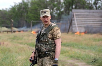 Дебальцевский котел и "черная бригада". Чем известен новый командующий войсками на Донбассе