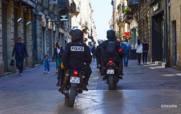 В Париже из-за нашествия блох закрыли полицейский участок