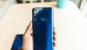 Замечен смартфон Huawei с селфи-перископом