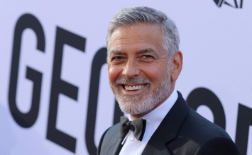 Актер Джордж Клуни объяснил, почему он будет продолжать бойкотировать отели султана Брунея
