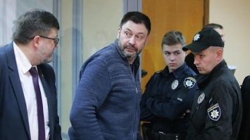 Суд в Киеве продлил арест журналиста Вышинского до конца июля