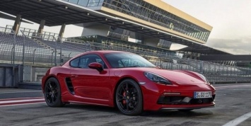 Porsche Cayman GT4 был замечен фотошпионами