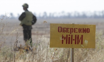 Российские военные на Донбассе подорвались на собственном минном поле, - разведка