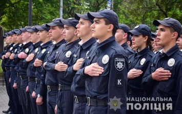 В Мариуполе полицейские почтили память коллег, погибших 9 мая 2014, - ФОТО