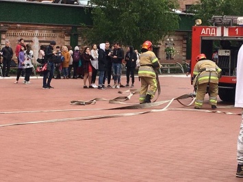 В Киеве горел университет Поплавского, - ВИДЕО