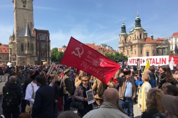 В Праге прошла акция «Бессмертный полк»