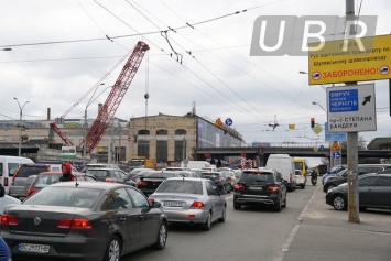 Шулявский мост может стать долгостроем - подрядчик пригрозил банкротством