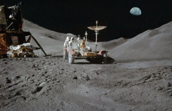 Отправка людей на Луну в 2024 году откладывается