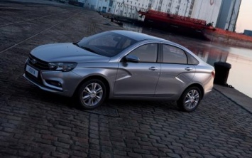 Какие LADA Vesta с пробегом доступны у «официалов», рассказал блогер