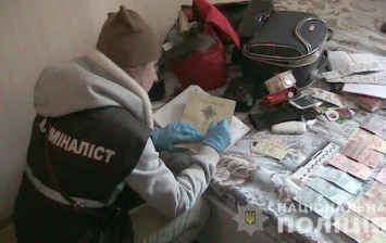 Мать и сын в Киеве держали бордель
