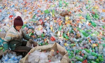 Более 180 стран подписали пакт по борьбе с пластиковым мусором