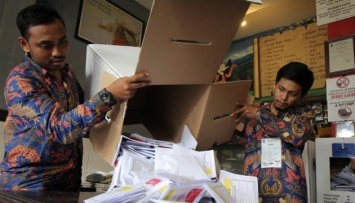 В Индонезии назвали причины сотен смертей на выборах