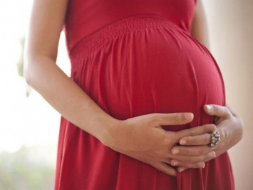 При беременности в организме матери может нарушаться кишечный барьер