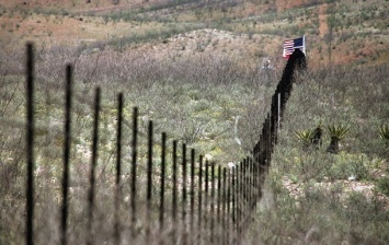 США потратят на стену с Мексикой деньги, выделенные на ракеты - СМИ