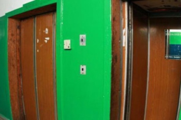 В Голосеевском районе отремонтируют лифты в 12 жилых домах
