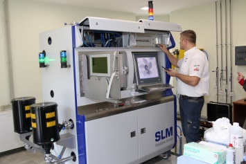 В Днепре печатают детали для космических ракет на 3D-принтере