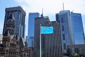 В Канаде поднимут крымскотатарский флаг